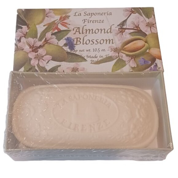 ALMOND BLOSSOM SOAP - Picture 1 of 2
